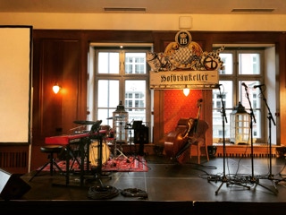  Piano Trio - Hofbräukeller München  © 2019 Markus Kölbl